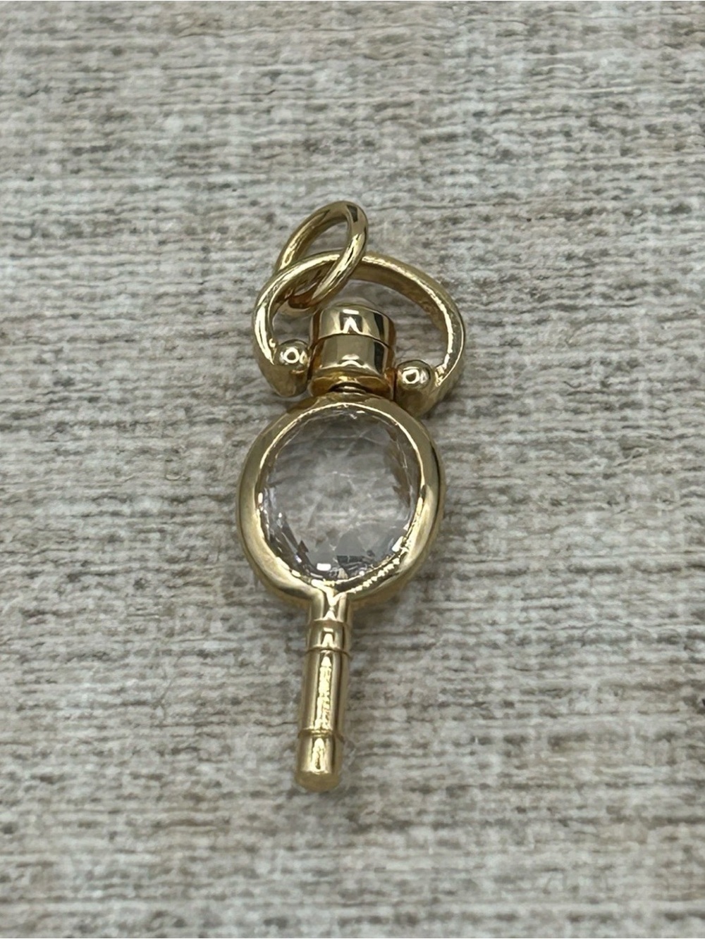 Monica Rich Kosann 18K Yellow Gold Swivel Key Pendant Clear Crystal